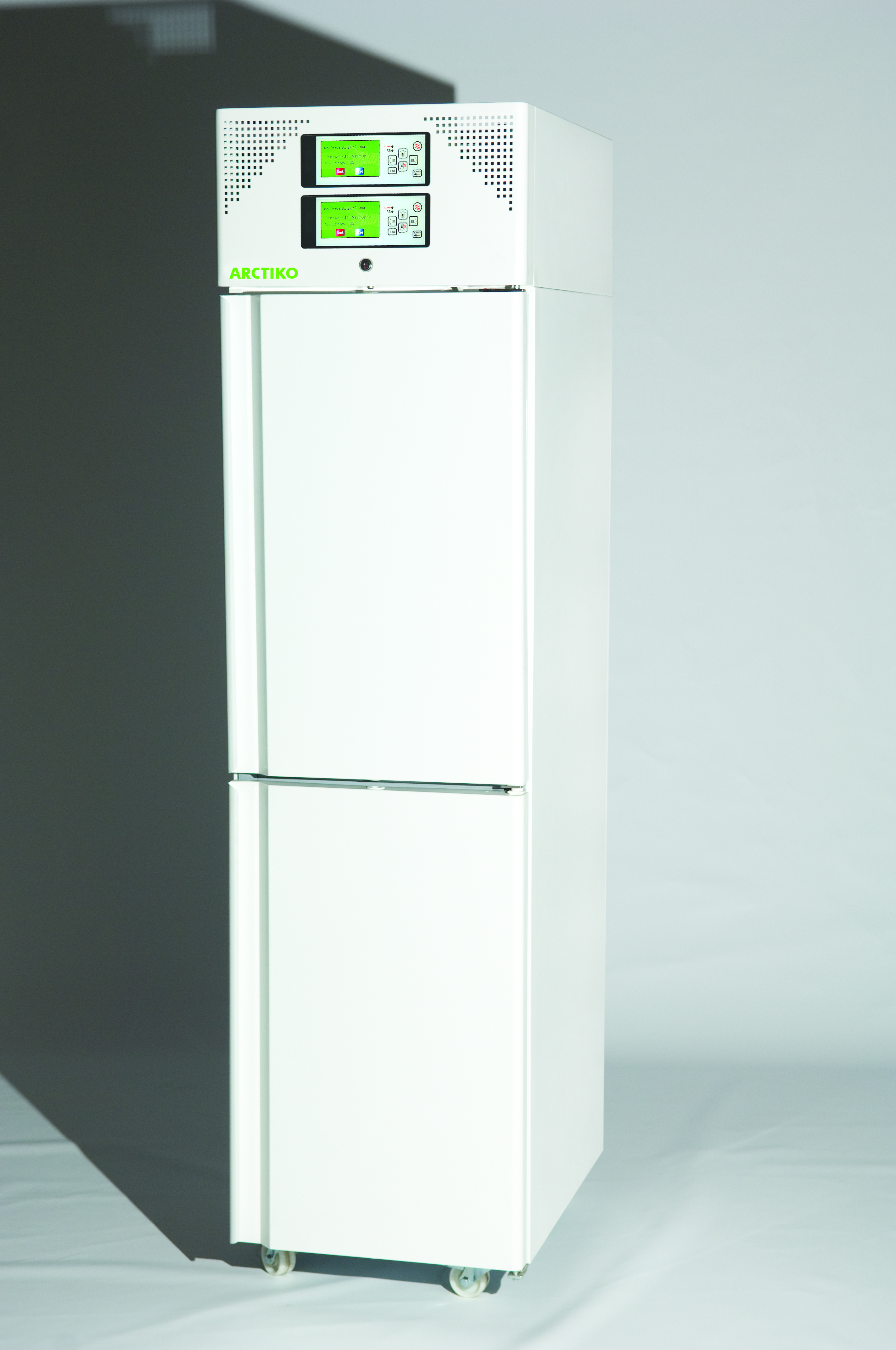Refrigerador Congelador LFF 270 -30 / 10 grados